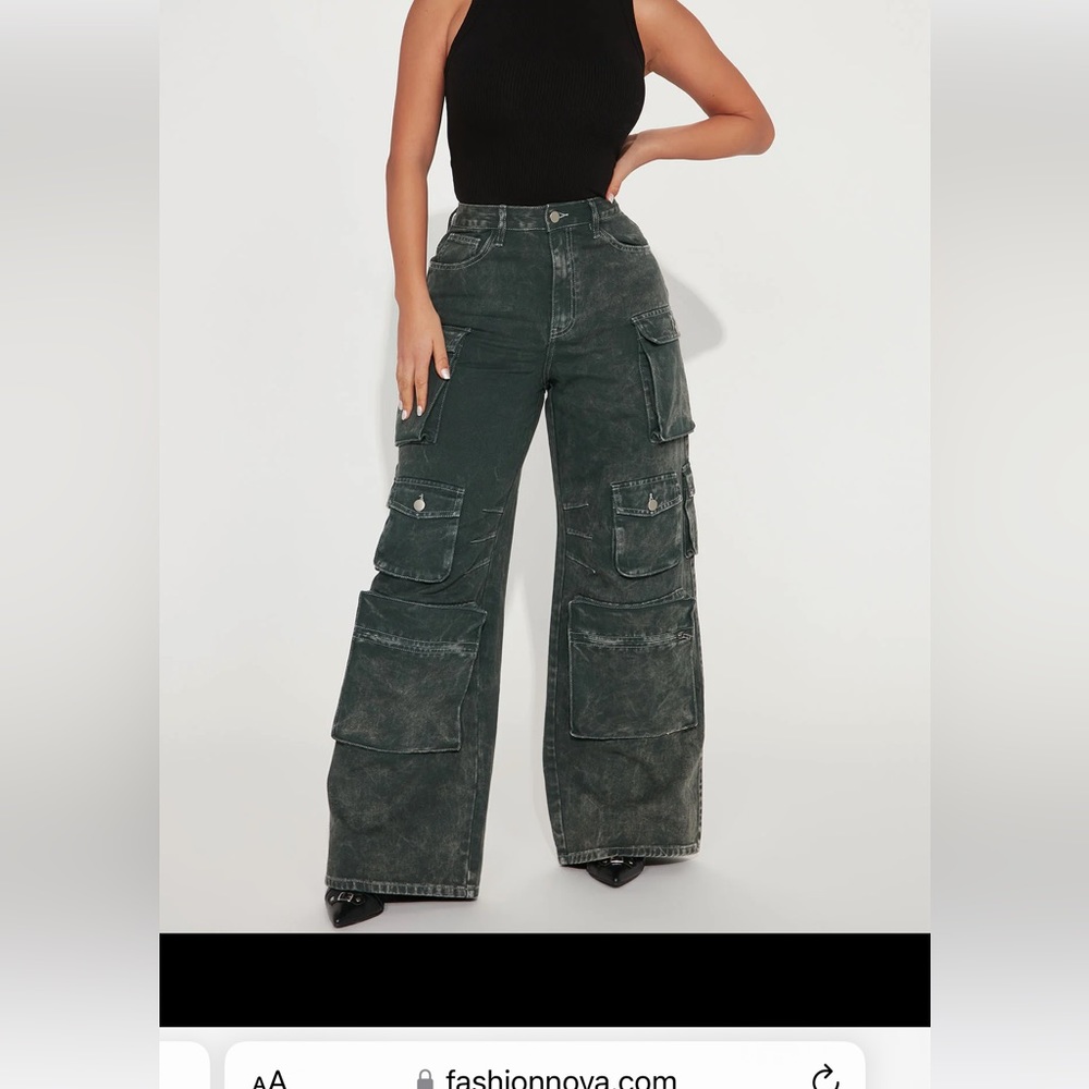 Cargo High Rise Jean Size 0 NWT